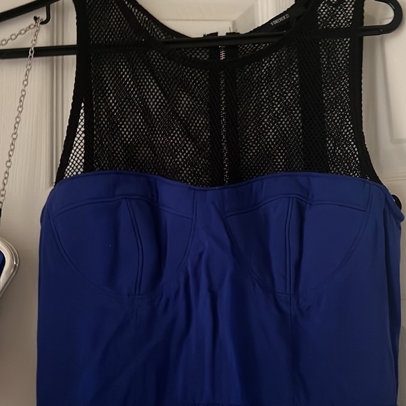 Beautiful blue corset style dress with matching purse - Picture 3 of 4